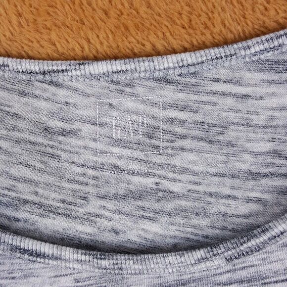 GAP Womens Top Medium Gray Pullover Mineral Wash Stretch Knit Casual Basic - Picture 2 of 6